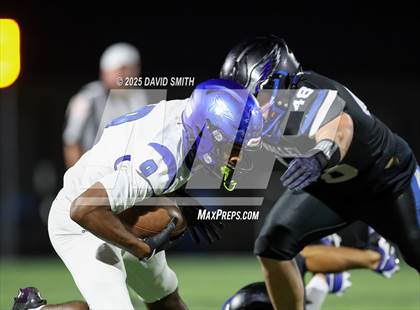 Thumbnail 3 in Raytown @ Grain Valley (MSHSAA Class 5 District 7 Championship) photogallery.