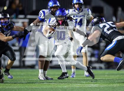 Thumbnail 3 in Raytown @ Grain Valley (MSHSAA Class 5 District 7 Championship) photogallery.