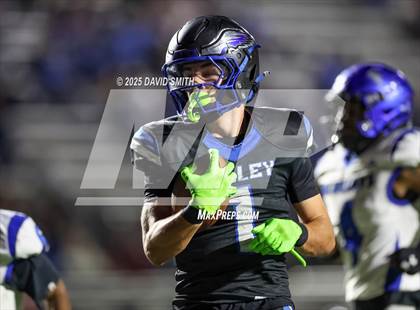 Thumbnail 2 in Raytown @ Grain Valley (MSHSAA Class 5 District 7 Championship) photogallery.
