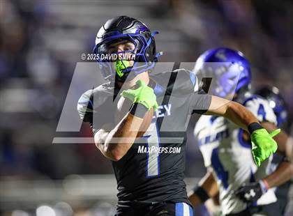 Thumbnail 1 in Raytown @ Grain Valley (MSHSAA Class 5 District 7 Championship) photogallery.