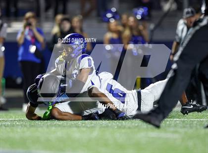 Thumbnail 3 in Raytown @ Grain Valley (MSHSAA Class 5 District 7 Championship) photogallery.