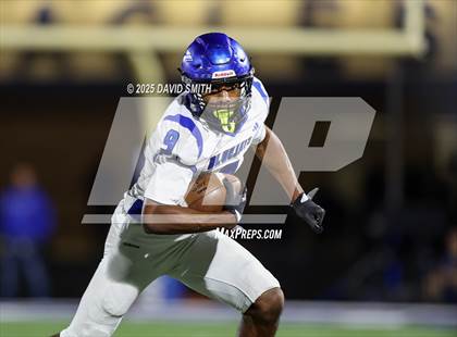 Thumbnail 2 in Raytown @ Grain Valley (MSHSAA Class 5 District 7 Championship) photogallery.