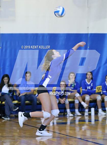 Thumbnail 1 in Clarkston vs. Utica Eisenhower (Detroit Country Day) photogallery.