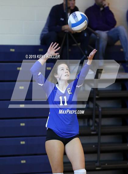 Thumbnail 3 in Clarkston vs. Utica Eisenhower (Detroit Country Day) photogallery.