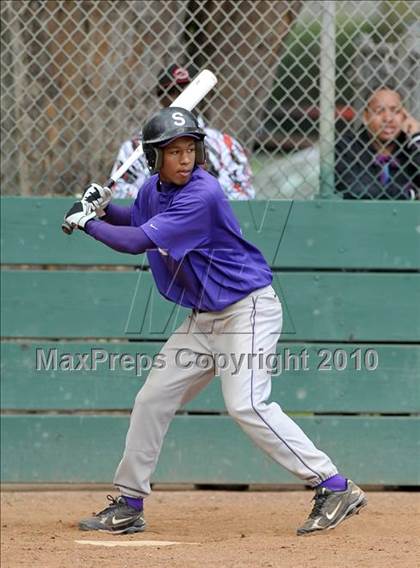 Thumbnail 3 in Florin vs. Sacramento (Land Park Easter Tournament) photogallery.