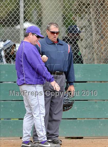 Thumbnail 2 in Florin vs. Sacramento (Land Park Easter Tournament) photogallery.
