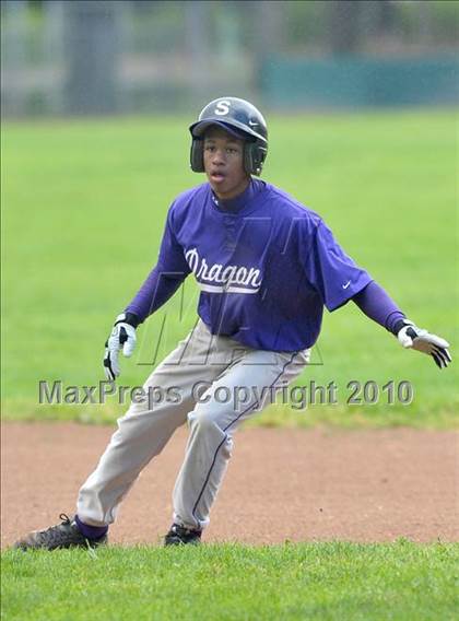 Thumbnail 1 in Florin vs. Sacramento (Land Park Easter Tournament) photogallery.