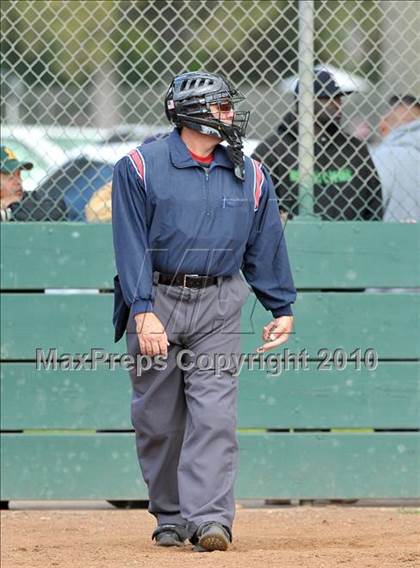 Thumbnail 3 in Florin vs. Sacramento (Land Park Easter Tournament) photogallery.