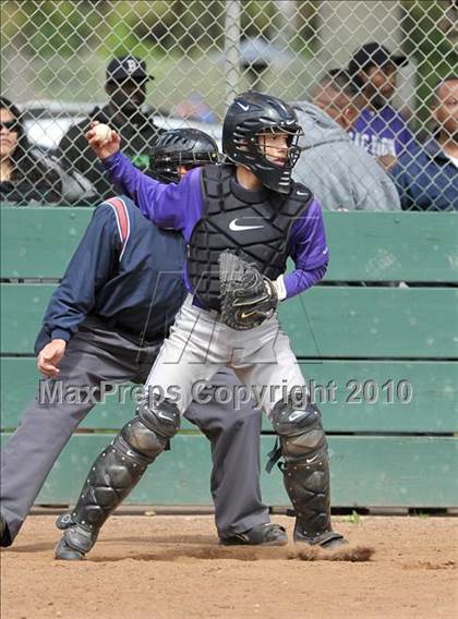 Thumbnail 2 in Florin vs. Sacramento (Land Park Easter Tournament) photogallery.