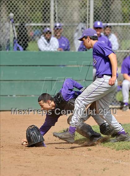 Thumbnail 1 in Florin vs. Sacramento (Land Park Easter Tournament) photogallery.