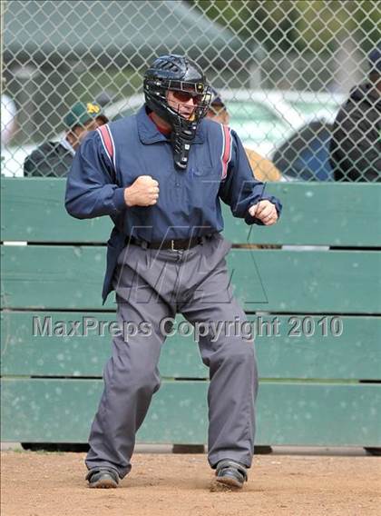 Thumbnail 2 in Florin vs. Sacramento (Land Park Easter Tournament) photogallery.