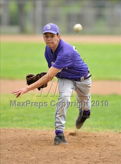Thumbnail 1 in Florin vs. Sacramento (Land Park Easter Tournament) photogallery.