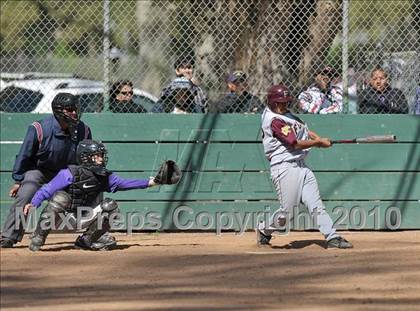 Thumbnail 1 in Florin vs. Sacramento (Land Park Easter Tournament) photogallery.