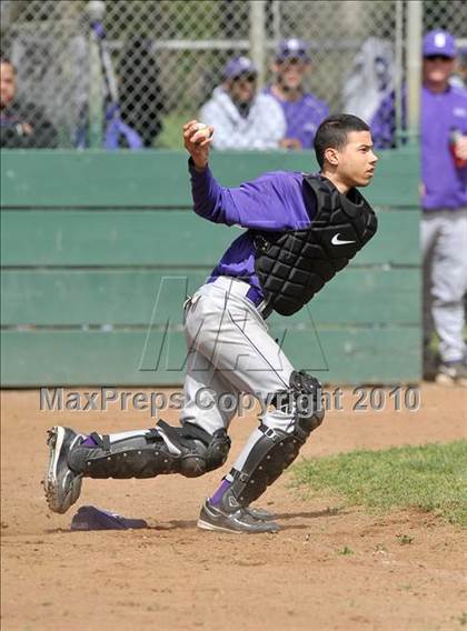 Thumbnail 2 in Florin vs. Sacramento (Land Park Easter Tournament) photogallery.