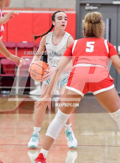 Thumbnail 1 in Aliso Niguel vs. Mater Dei photogallery.