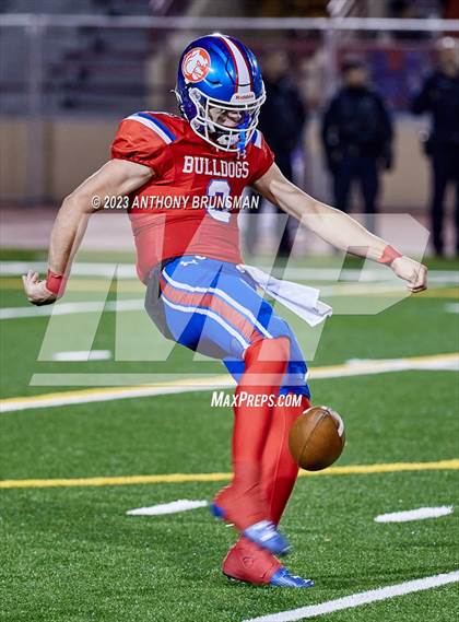Thumbnail 3 in Oak Ridge vs. Folsom (CIF SJS D1 Final) photogallery.