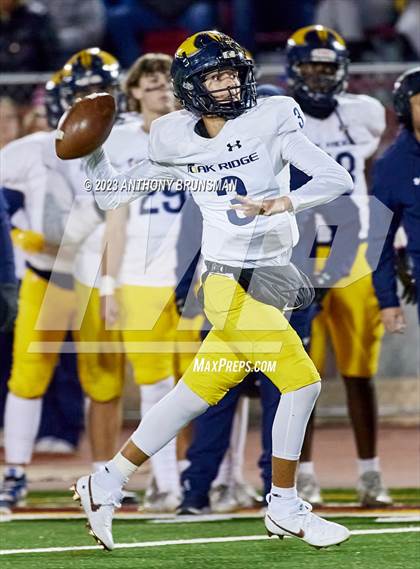 Thumbnail 1 in Oak Ridge vs. Folsom (CIF SJS D1 Final) photogallery.