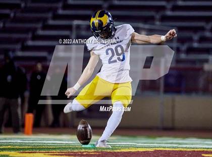 Thumbnail 2 in Oak Ridge vs. Folsom (CIF SJS D1 Final) photogallery.