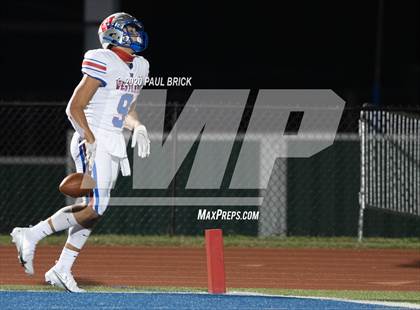 Thumbnail 1 in Westlake vs Waco Midway photogallery.