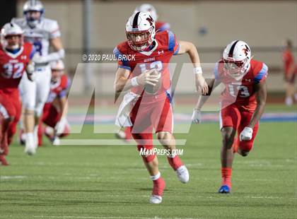 Thumbnail 1 in Westlake vs Waco Midway photogallery.