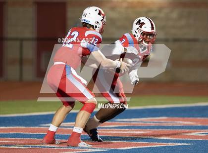 Thumbnail 3 in Westlake vs Waco Midway photogallery.
