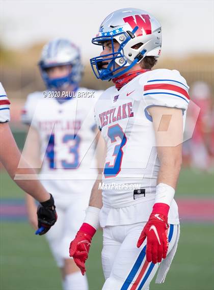 Thumbnail 3 in Westlake vs Waco Midway photogallery.