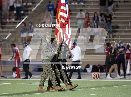 Thumbnail 2 in Westlake vs Waco Midway photogallery.