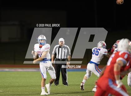 Thumbnail 2 in Westlake vs Waco Midway photogallery.