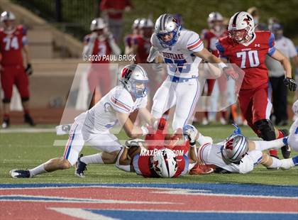 Thumbnail 2 in Westlake vs Waco Midway photogallery.