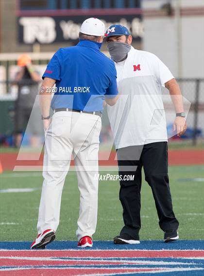 Thumbnail 2 in Westlake vs Waco Midway photogallery.