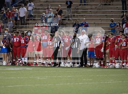 Thumbnail 2 in Westlake vs Waco Midway photogallery.