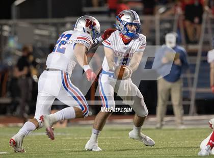 Thumbnail 1 in Westlake vs Waco Midway photogallery.