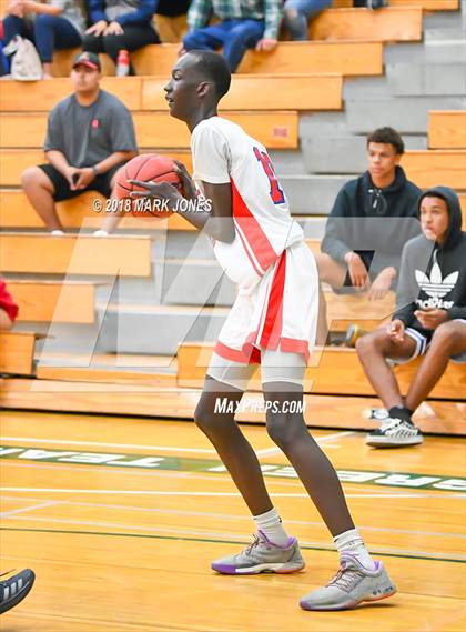 Thumbnail 2 in Peoria vs. Moon Valley (Sunnyslope Hoopsgiving Tournament)  photogallery.
