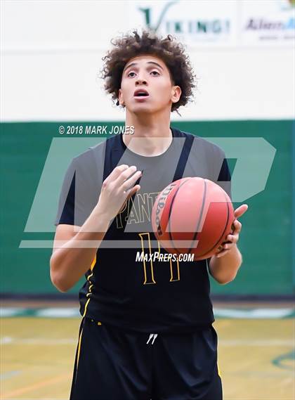 Thumbnail 3 in Peoria vs. Moon Valley (Sunnyslope Hoopsgiving Tournament)  photogallery.