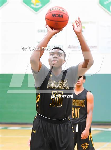 Thumbnail 3 in Peoria vs. Moon Valley (Sunnyslope Hoopsgiving Tournament)  photogallery.