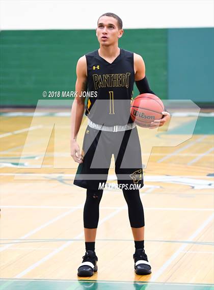 Thumbnail 3 in Peoria vs. Moon Valley (Sunnyslope Hoopsgiving Tournament)  photogallery.