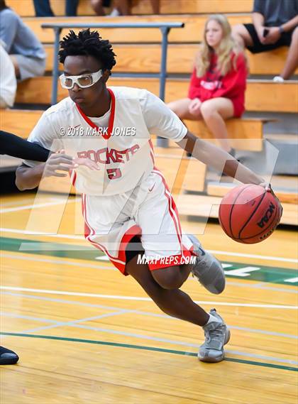 Thumbnail 1 in Peoria vs. Moon Valley (Sunnyslope Hoopsgiving Tournament)  photogallery.