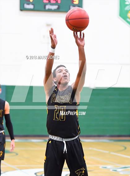 Thumbnail 3 in Peoria vs. Moon Valley (Sunnyslope Hoopsgiving Tournament)  photogallery.
