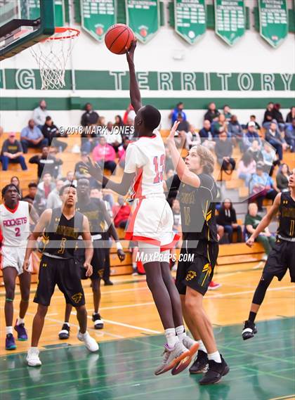 Thumbnail 3 in Peoria vs. Moon Valley (Sunnyslope Hoopsgiving Tournament)  photogallery.