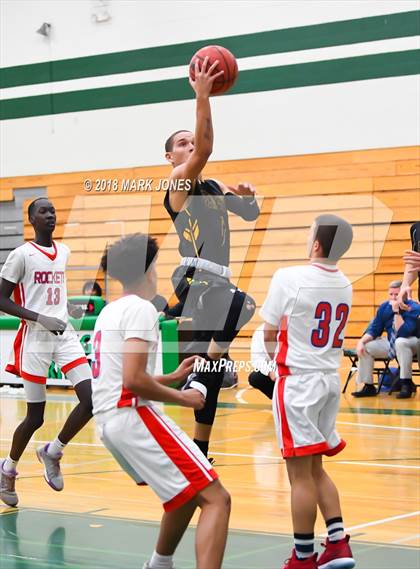 Thumbnail 2 in Peoria vs. Moon Valley (Sunnyslope Hoopsgiving Tournament)  photogallery.