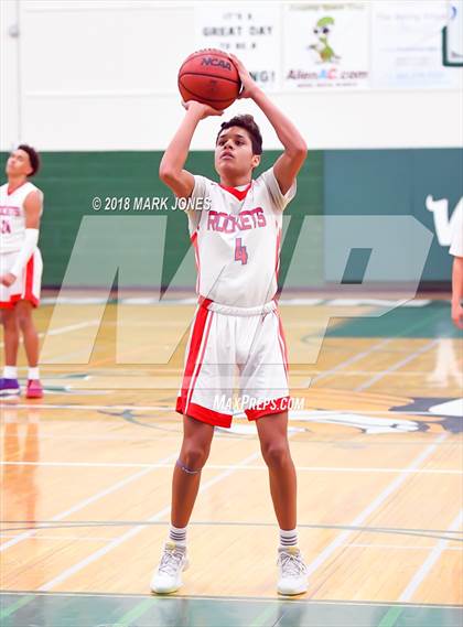 Thumbnail 2 in Peoria vs. Moon Valley (Sunnyslope Hoopsgiving Tournament)  photogallery.