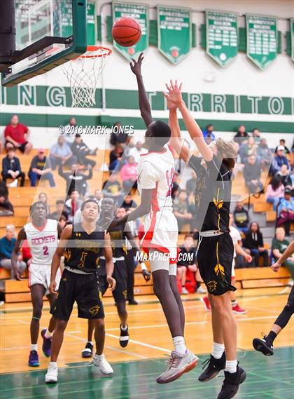 Thumbnail 1 in Peoria vs. Moon Valley (Sunnyslope Hoopsgiving Tournament)  photogallery.