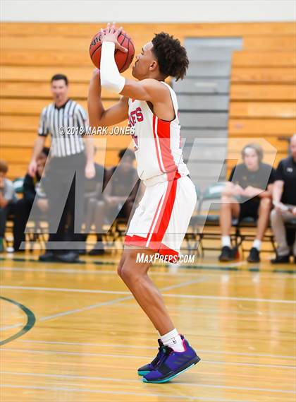 Thumbnail 3 in Peoria vs. Moon Valley (Sunnyslope Hoopsgiving Tournament)  photogallery.