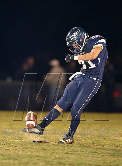 Thumbnail 3 in Grand Junction @ Columbine (CHSAA 5A Round 2) photogallery.