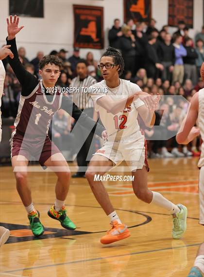 Thumbnail 1 in New Paltz @ Marlboro Central photogallery.