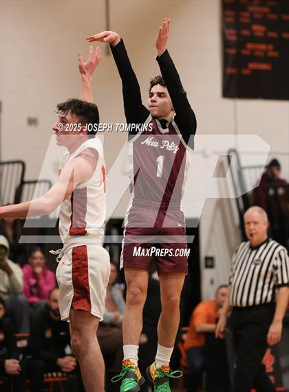 Thumbnail 1 in New Paltz @ Marlboro Central photogallery.