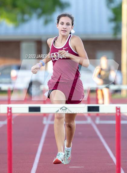 Thumbnail 3 in LHSAA District 8-3A(District Track Meet) photogallery.