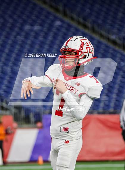 Thumbnail 2 in Cohasset vs Amesbury (MIAA Division 7 Final) photogallery.