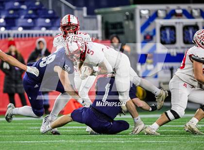 Thumbnail 3 in Cohasset vs Amesbury (MIAA Division 7 Final) photogallery.