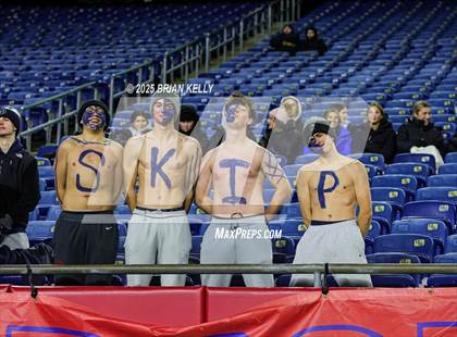 Thumbnail 3 in Cohasset vs Amesbury (MIAA Division 7 Final) photogallery.